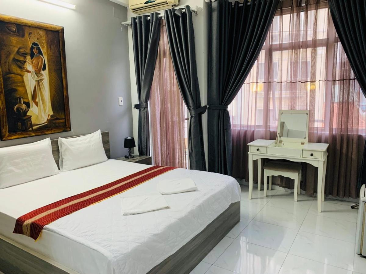 Th Airport Hotel Ho Chi Minh City Bagian luar foto
